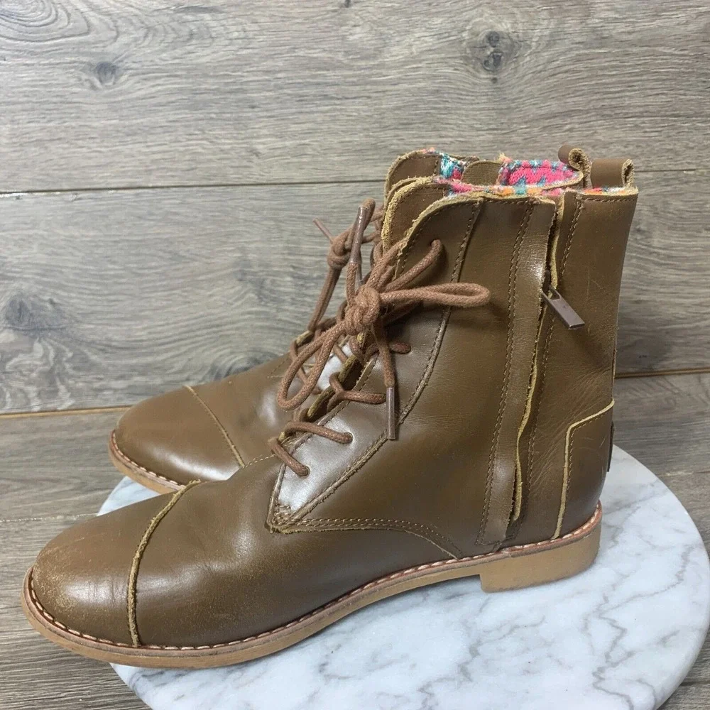 Toms Boots Womens 6.5 Brown Leather Lace Up Full Zip Ankle Comfort Outdoors Work